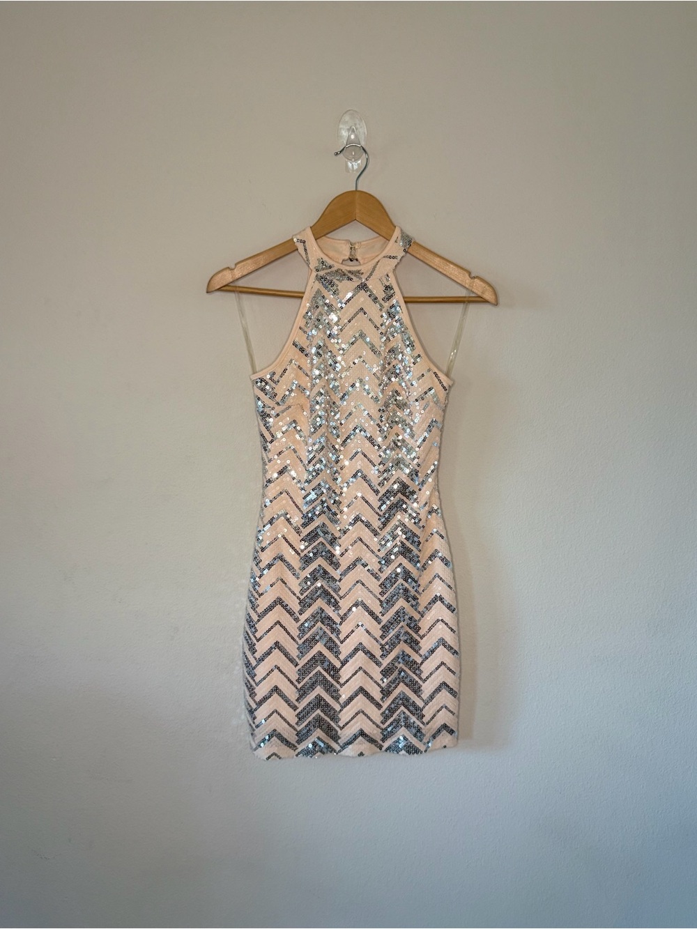 Emerald Sundae Peach Sequin Halter Bodycon Mini Dress Size Small